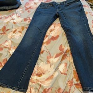 Medina  Classic Bootcut jean size12